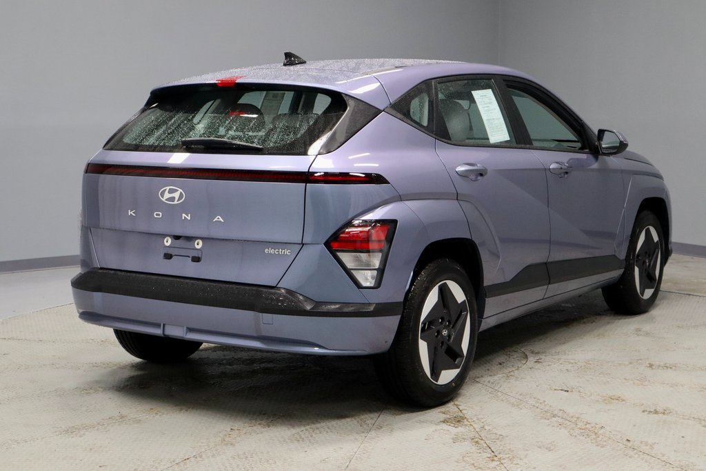 Certified 2024 Hyundai Kona SE image 11