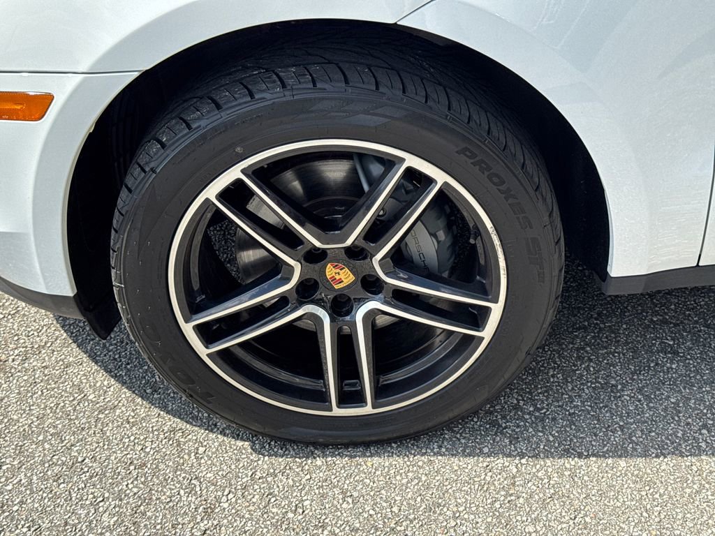 Used 2020 Porsche Macan S image 11