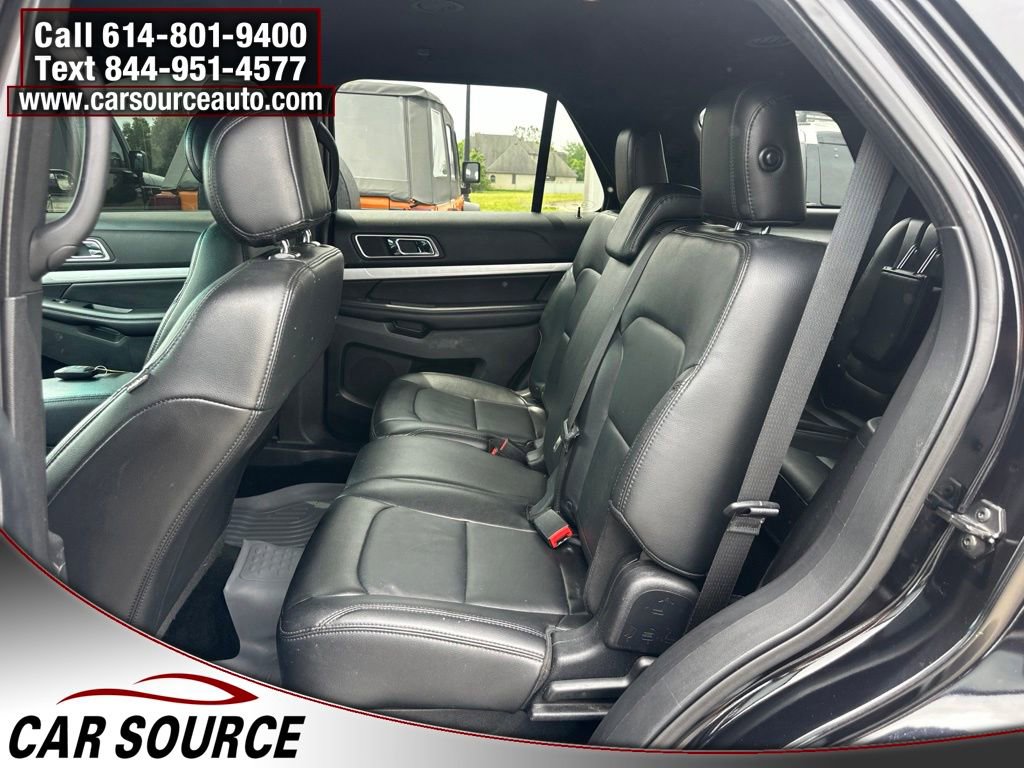 Used 2016 Ford Explorer XLT w/ Equipment Group 202A AWD/4WD image 12