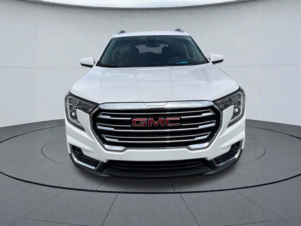 Used 2024 GMC Terrain SLT AWD/4WD image 7