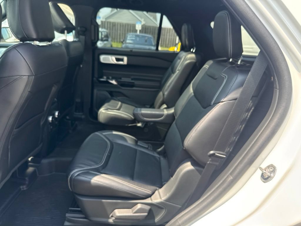Used 2023 Ford Explorer ST w/ Equipment Group 401A AWD/4WD image 29