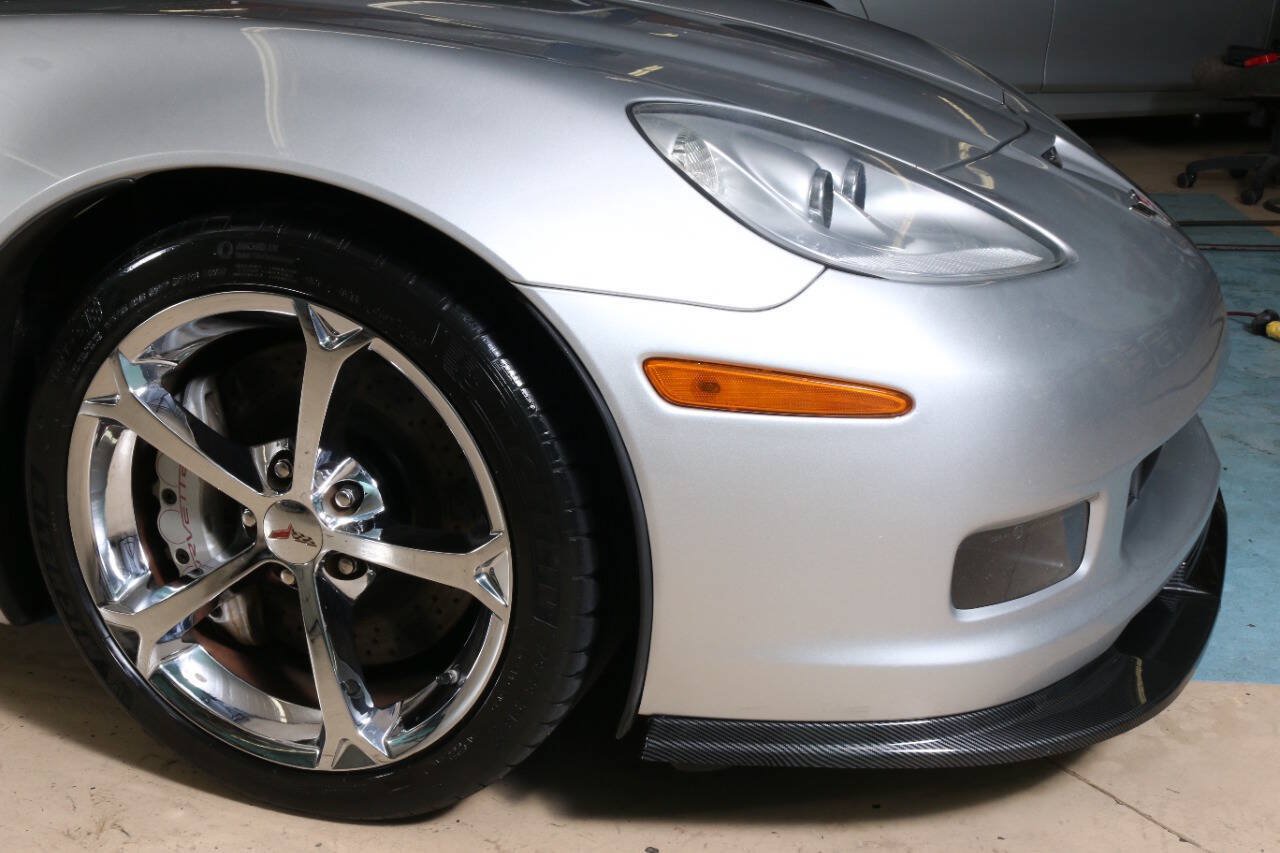 Used 2011 Chevrolet Corvette Grand Sport w/ Preferred Equipment Group RWD image 28