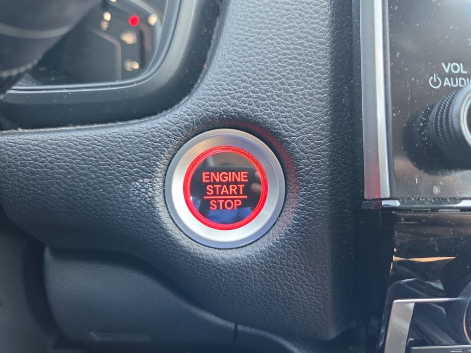 Certified 2021 Honda CR-V Special Edition image 20