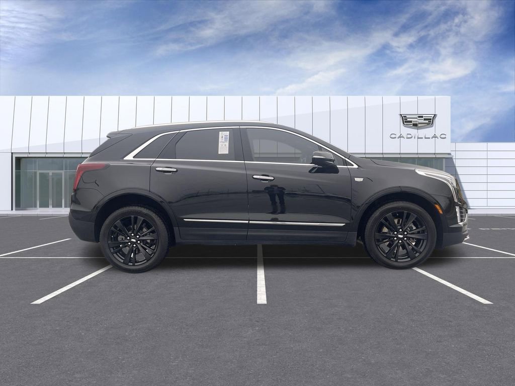 Certified 2024 Cadillac XT5 Premium Luxury FWD image 9