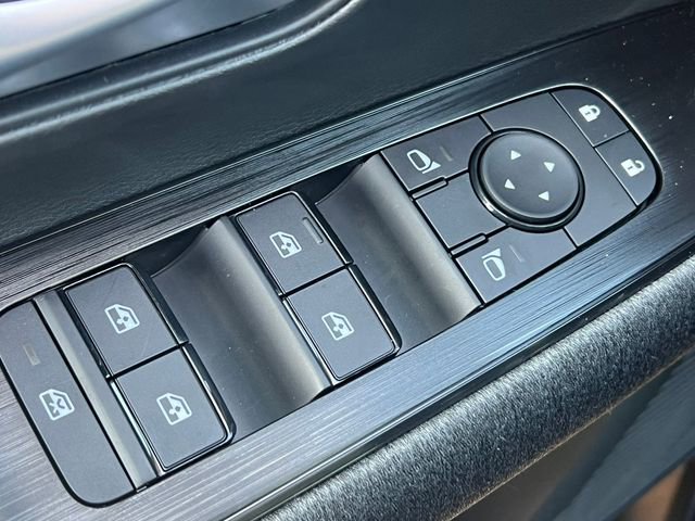 New 2026 Nissan Kicks SV w/ Charging Package image 12