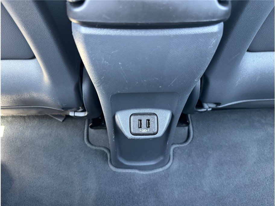 Used 2018 Chevrolet Bolt Premier w/ Driver Confidence II Package FWD image 42