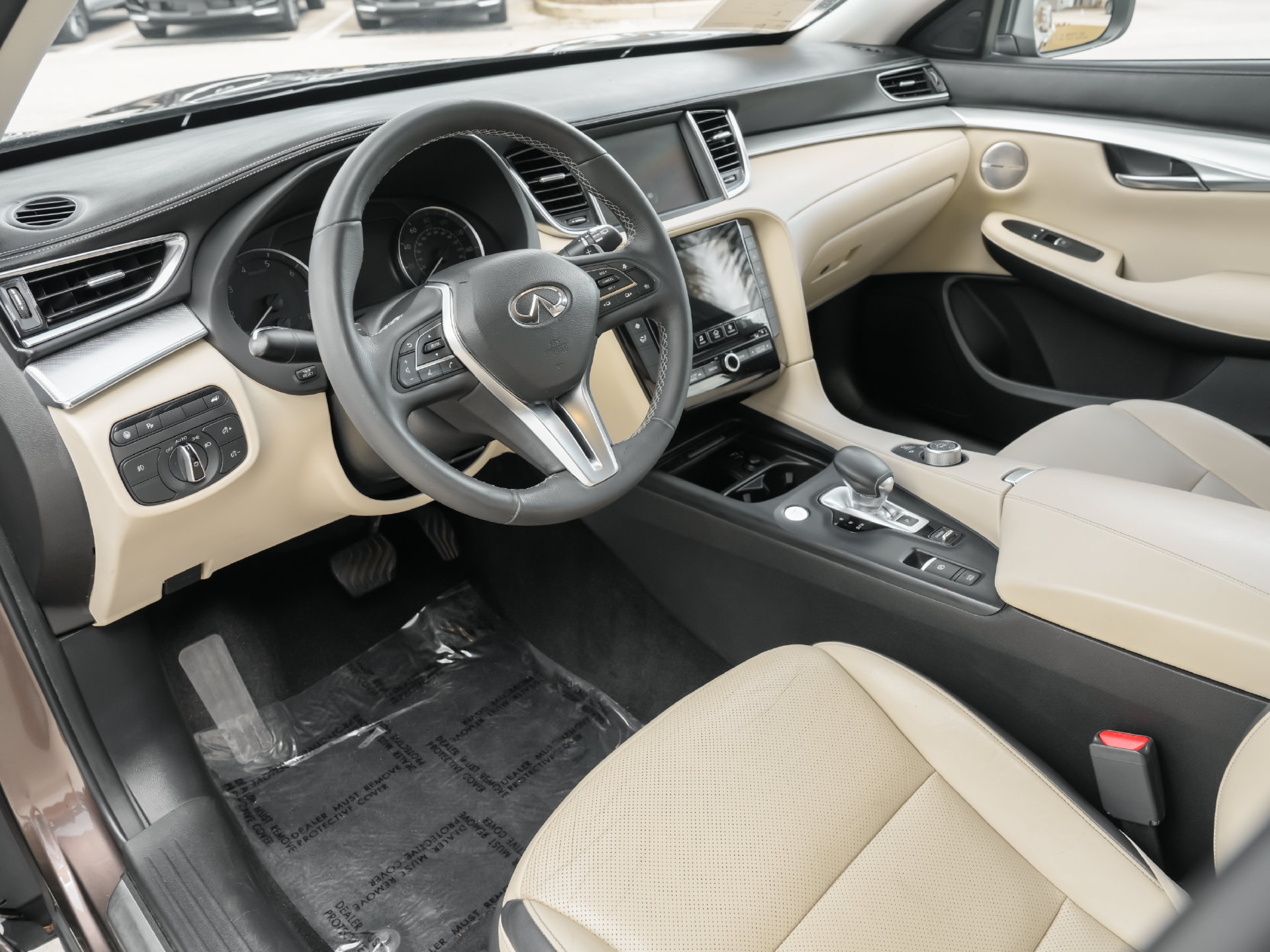 Used 2019 INFINITI QX50 Essential w/ Premium Audio Package AWD/4WD image 7