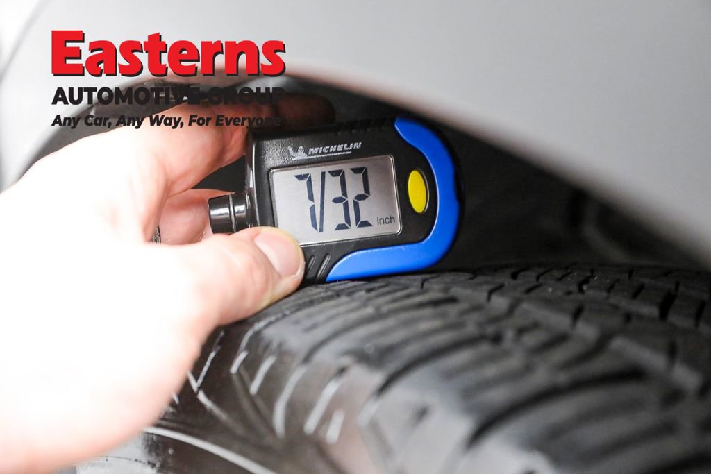 Used 2020 Toyota C-HR LE image 26