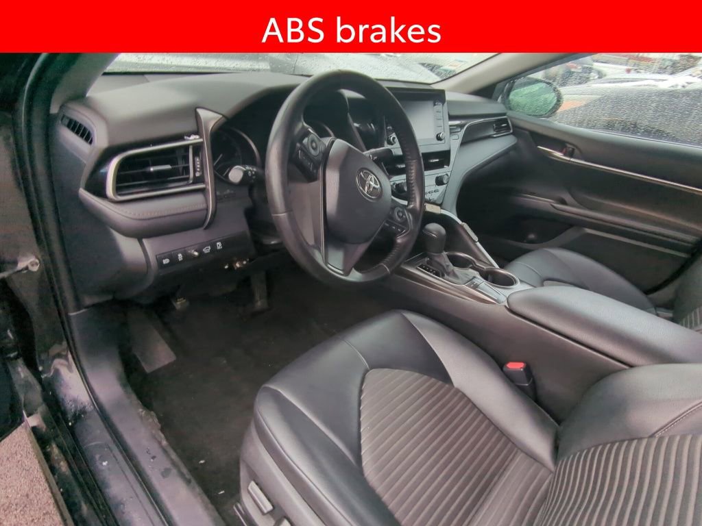 Used 2022 Toyota Camry SE image 7