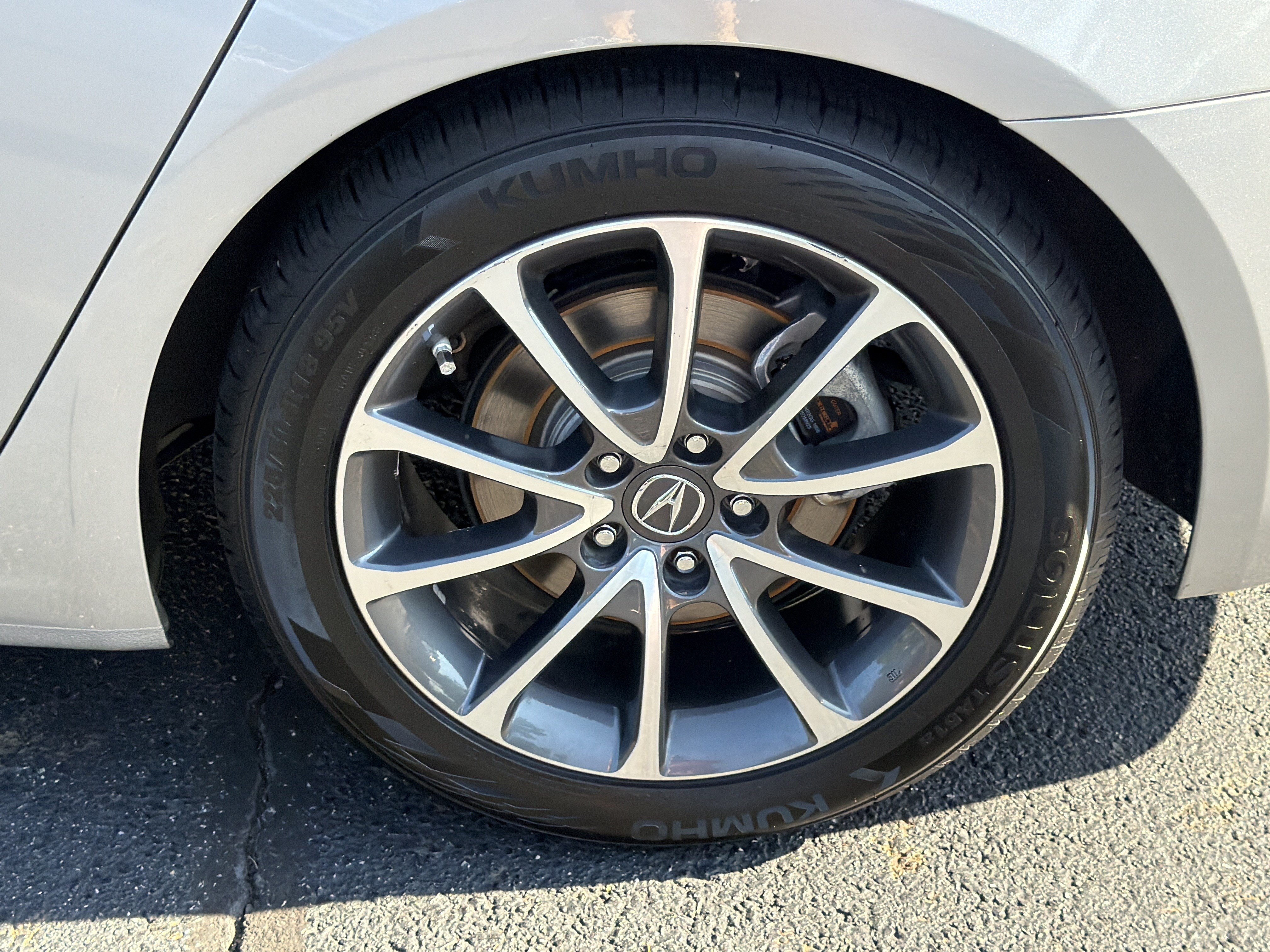 Used 2017 Acura TLX w/ Technology Package FWD image 19