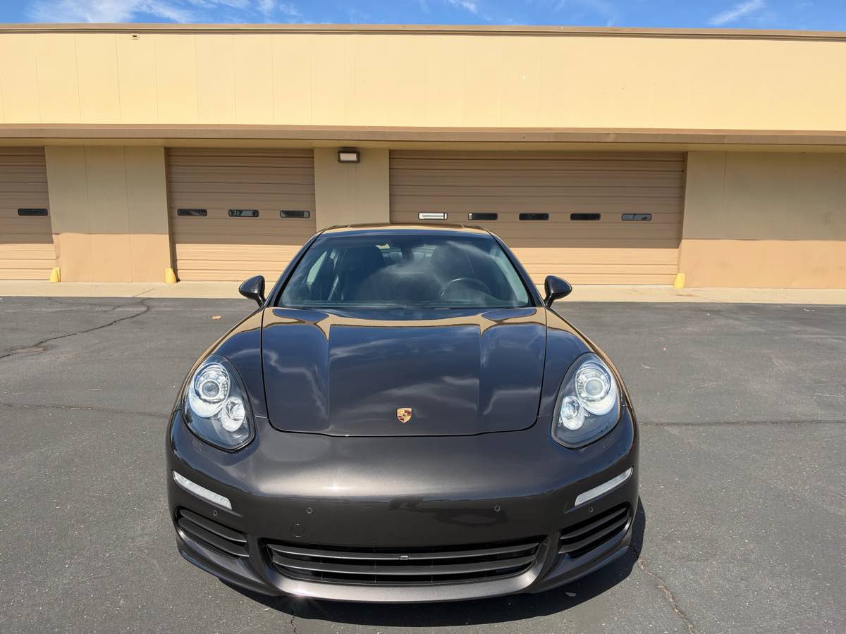 Used 2015 Porsche Panamera 4S AWD/4WD image 2