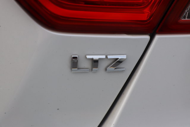 Used 2015 Chevrolet Impala LTZ FWD image 48
