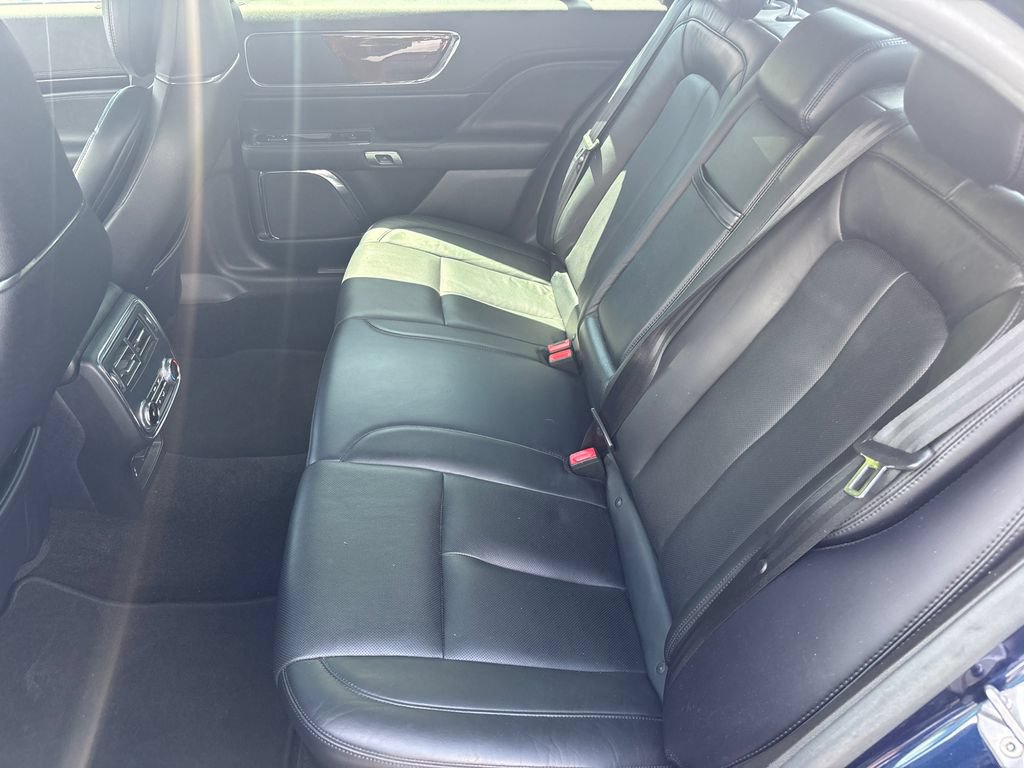 Used 2017 Lincoln Continental Reserve FWD image 14