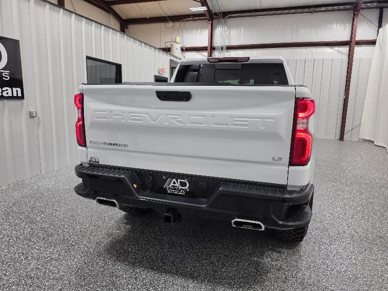 Used 2024 Chevrolet Silverado 1500 LT Trail Boss w/ Convenience Package II image 9