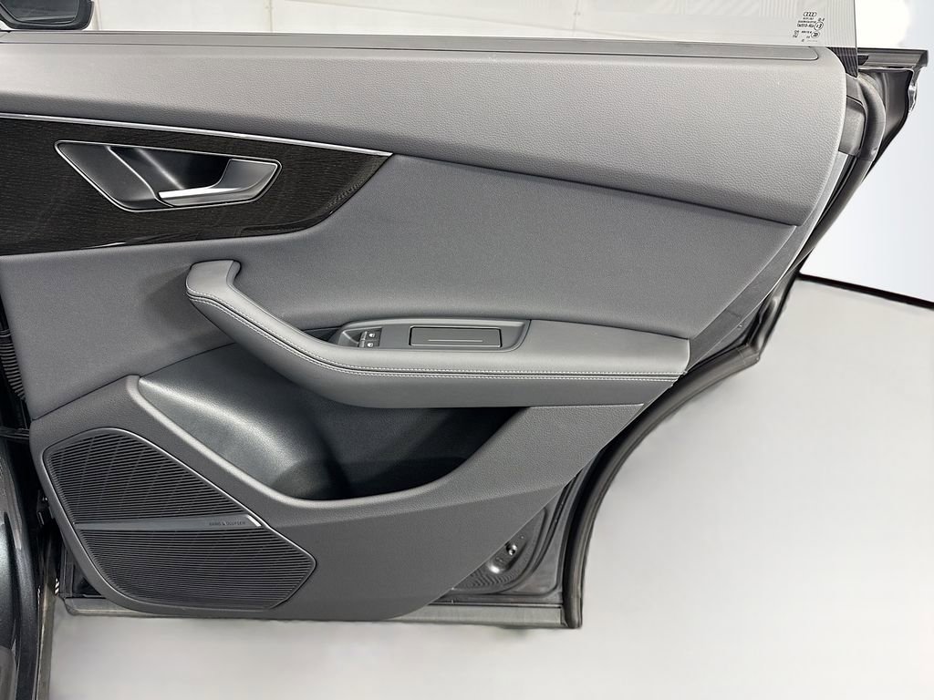 Certified 2025 Audi Q8 Premium Plus w/ Premium Plus Package image 26