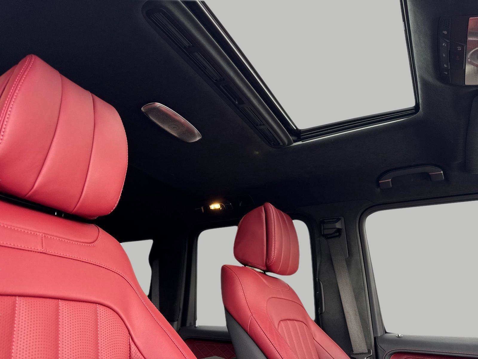 Used 2025 Mercedes-Benz G 580 w/ EQ Technology image 16