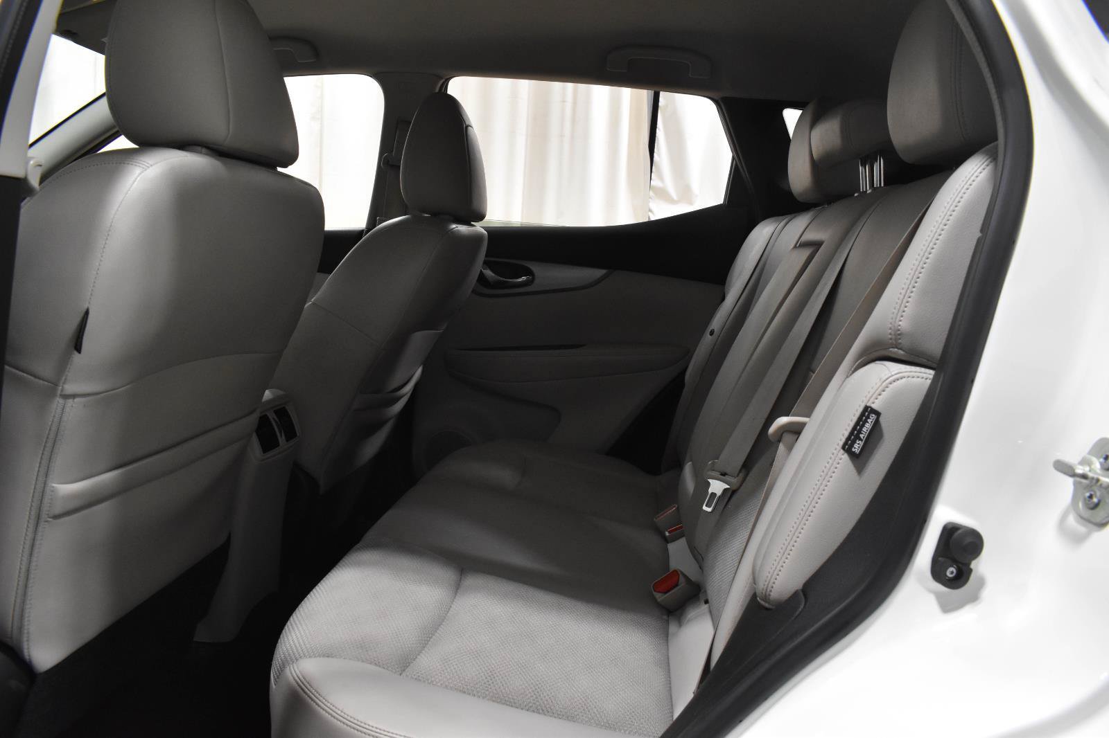 Used 2020 Nissan Rogue Sport SV w/ Technology Package FWD image 8