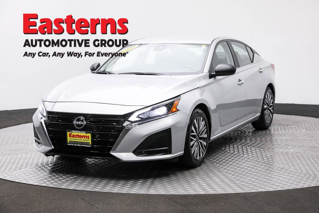 Used 2024 Nissan Altima 2.5 SV