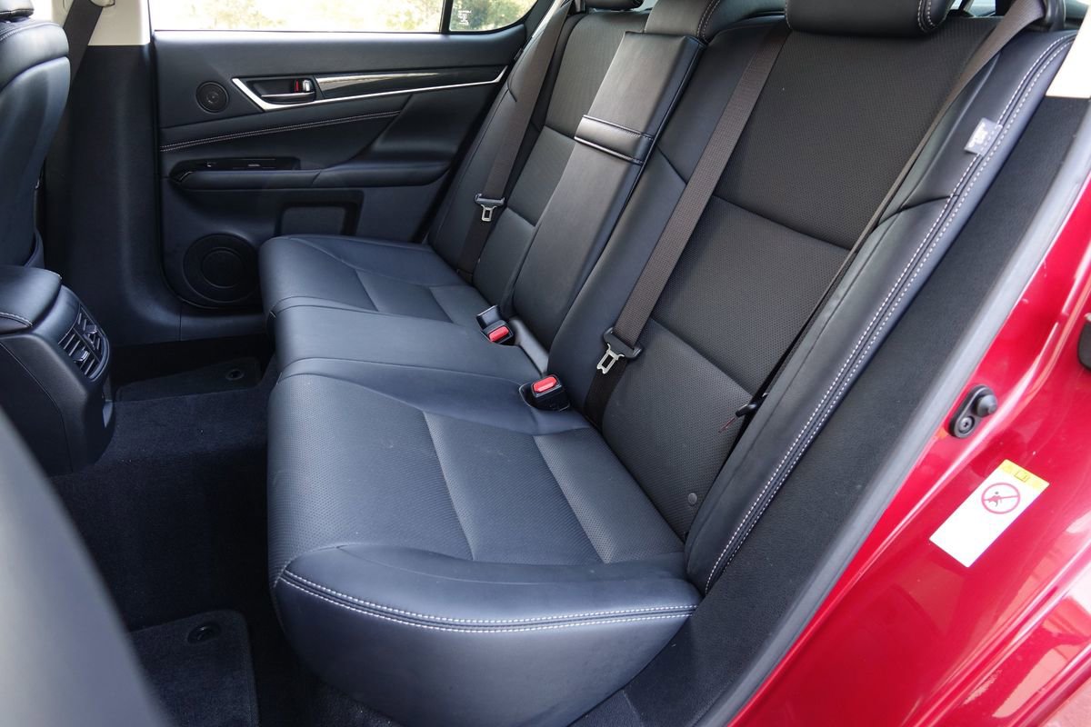 Used 2016 Lexus GS 200t image 11