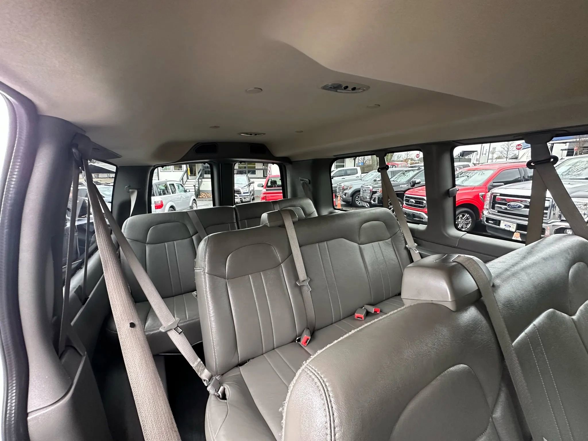 Used 2017 Chevrolet Express 2500 LS image 18