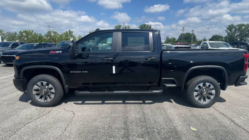 New 2026 Chevrolet Silverado 2500 Custom w/ Custom Value Package AWD/4WD image 7