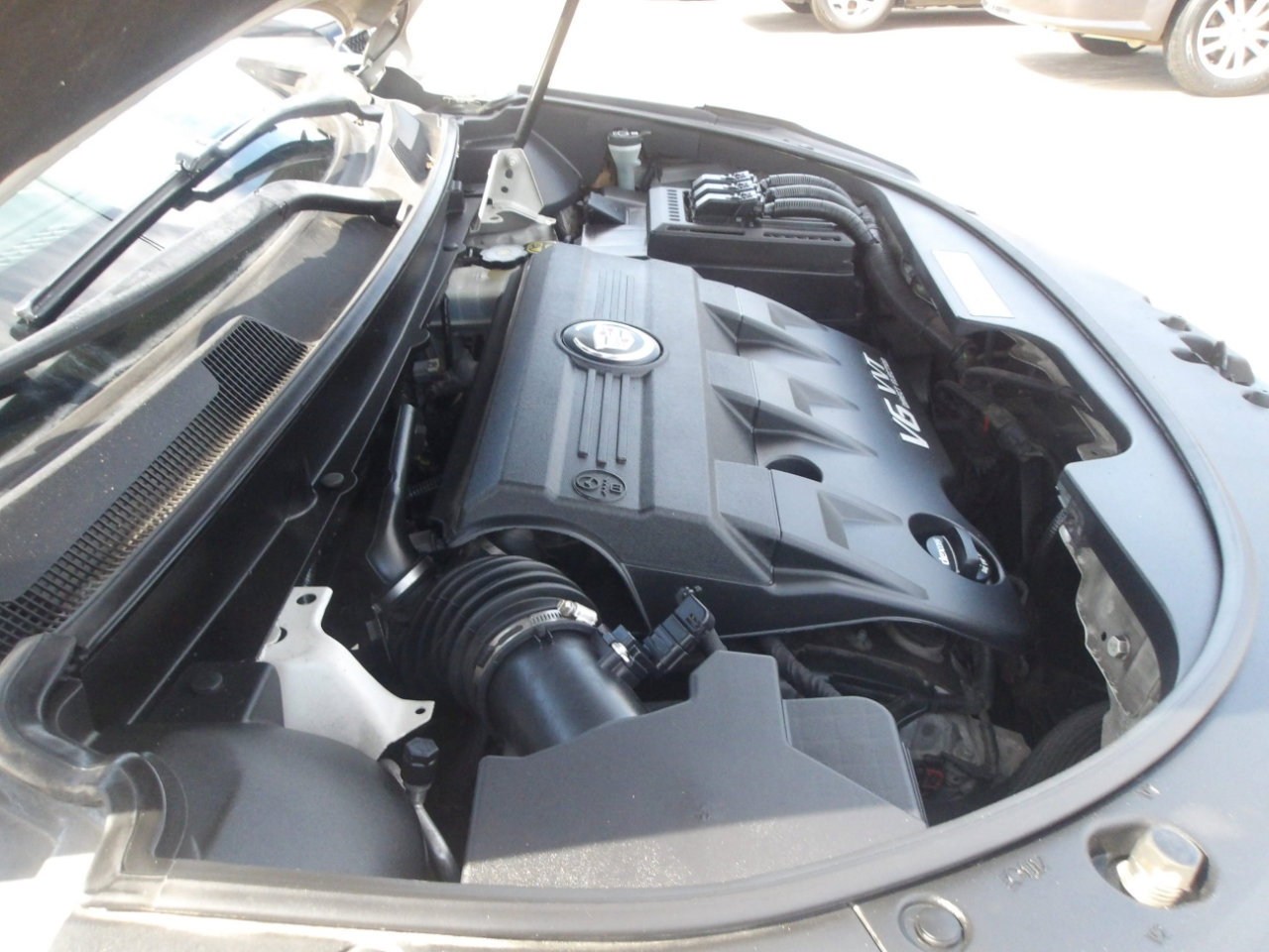 Used 2013 Cadillac SRX Luxury w/ Driver Awareness Package image 28