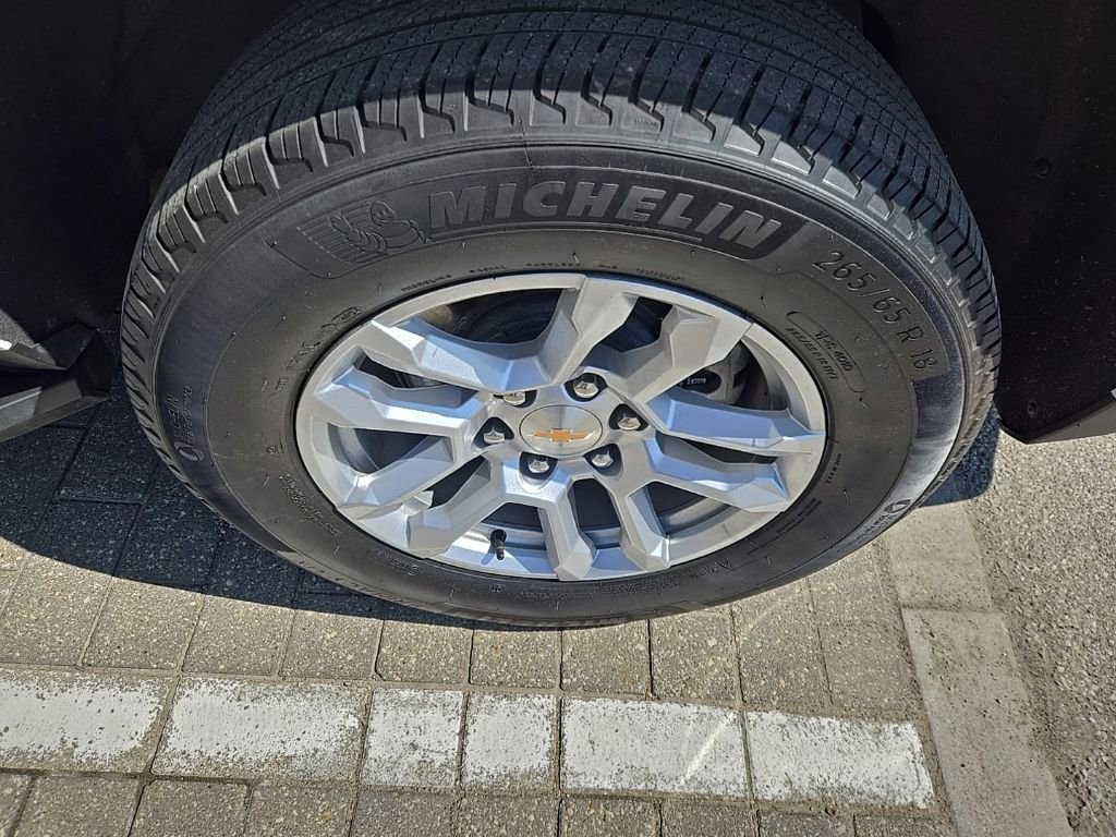 Used 2025 Chevrolet Tahoe LT AWD/4WD image 9