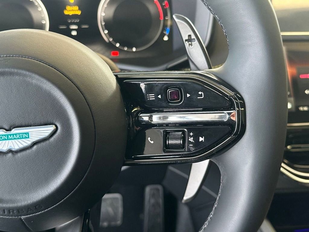 New 2026 Aston Martin DBX 707 image 22