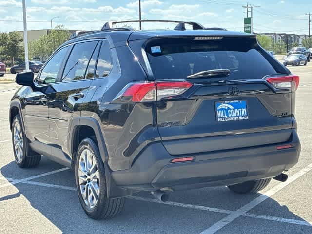 Used 2025 Toyota RAV4 XLE Premium FWD image 4