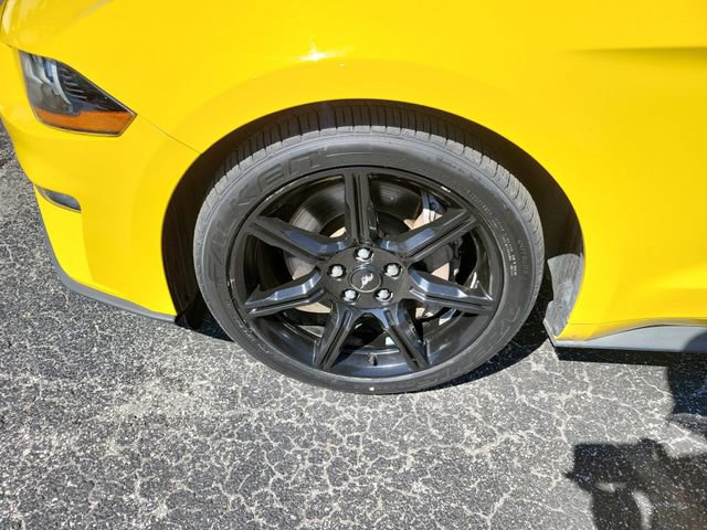Used 2018 Ford Mustang GT Premium w/ Safe & Smart Package RWD image 5