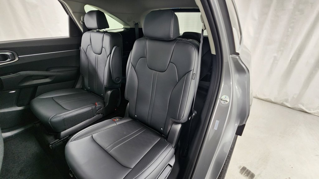 New 2026 Kia Sorento EX AWD/4WD image 12