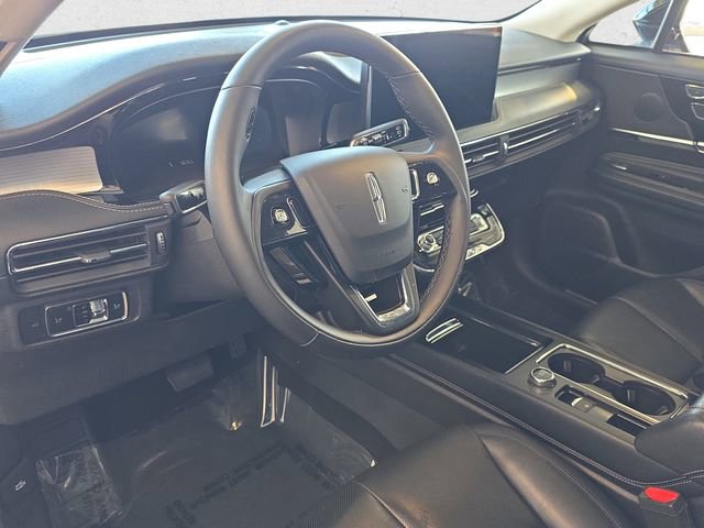 Used 2024 Lincoln Corsair AWD w/ Equipment Group 101A image 16