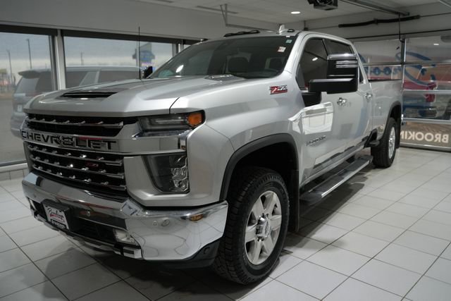 Used 2020 Chevrolet Silverado 3500 LTZ w/ LTZ Plus Package AWD/4WD image 4