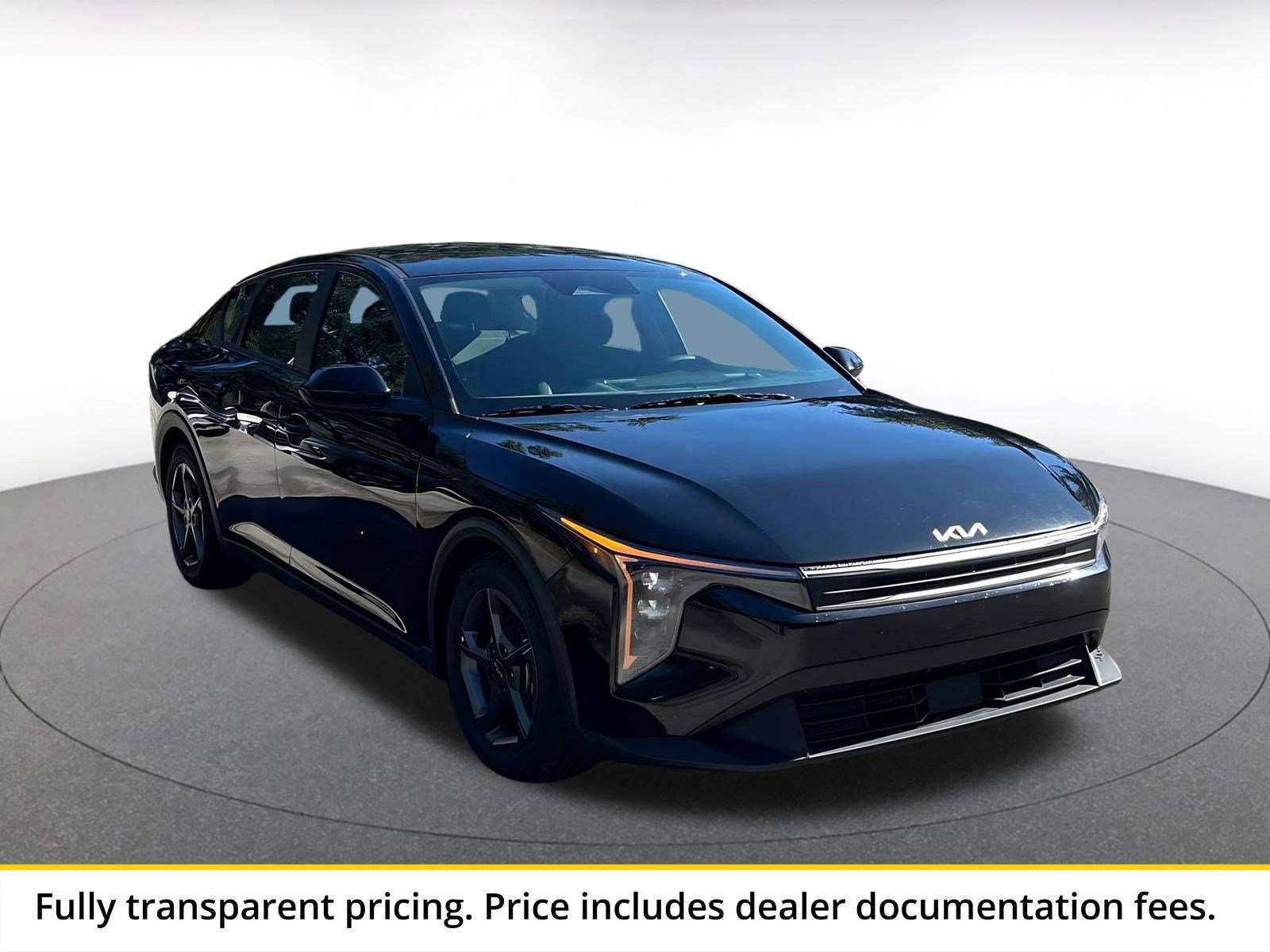 Used 2025 Kia K4 FWD image 1