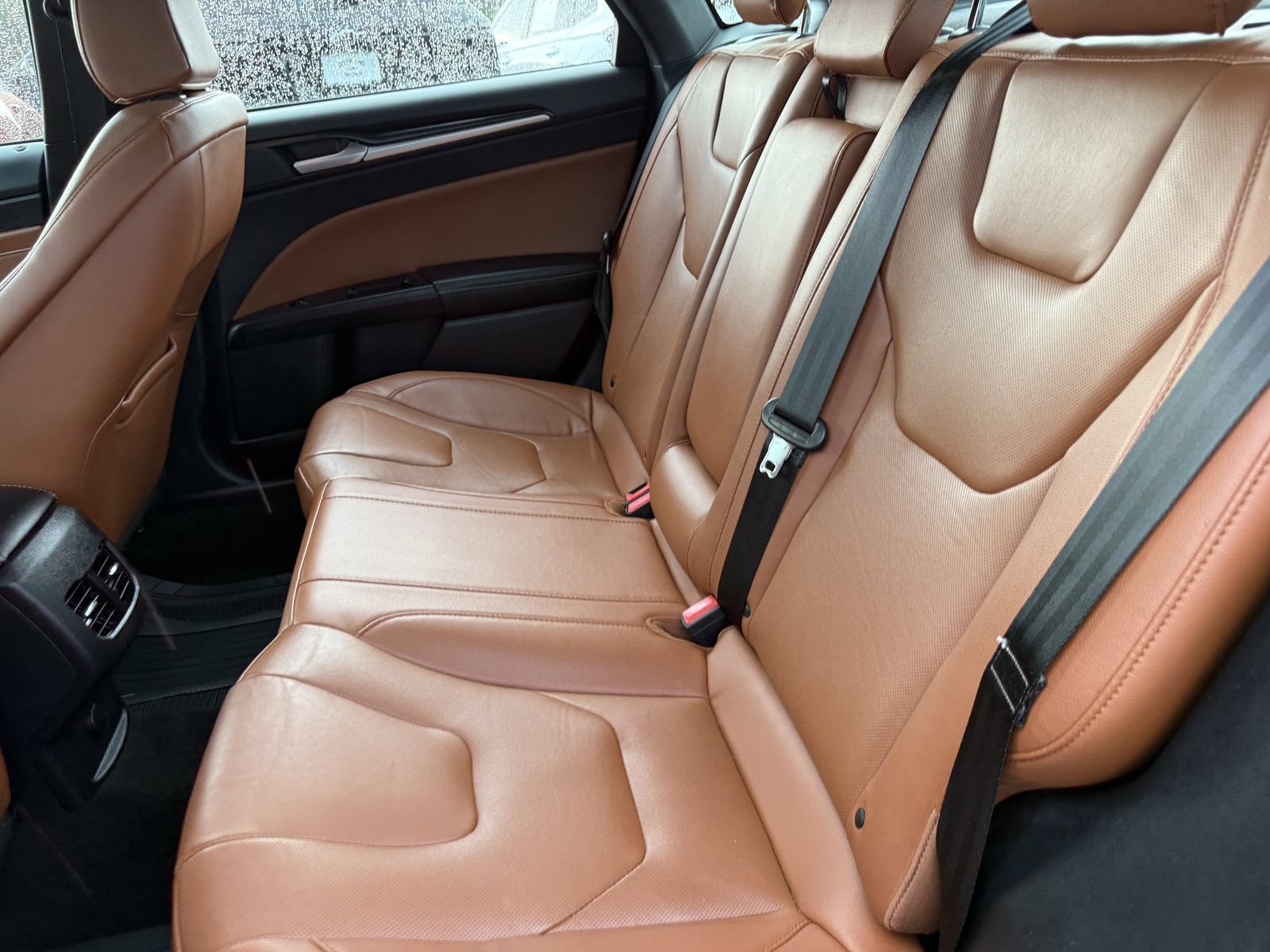 Used 2020 Ford Fusion Energi Titanium FWD image 20
