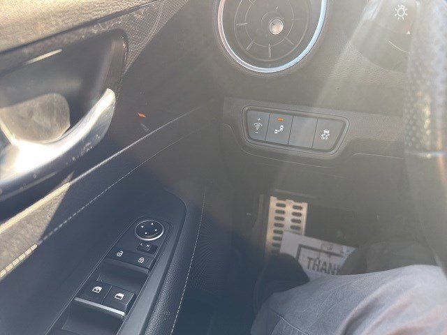 Used 2023 Kia Forte GT-Line image 21