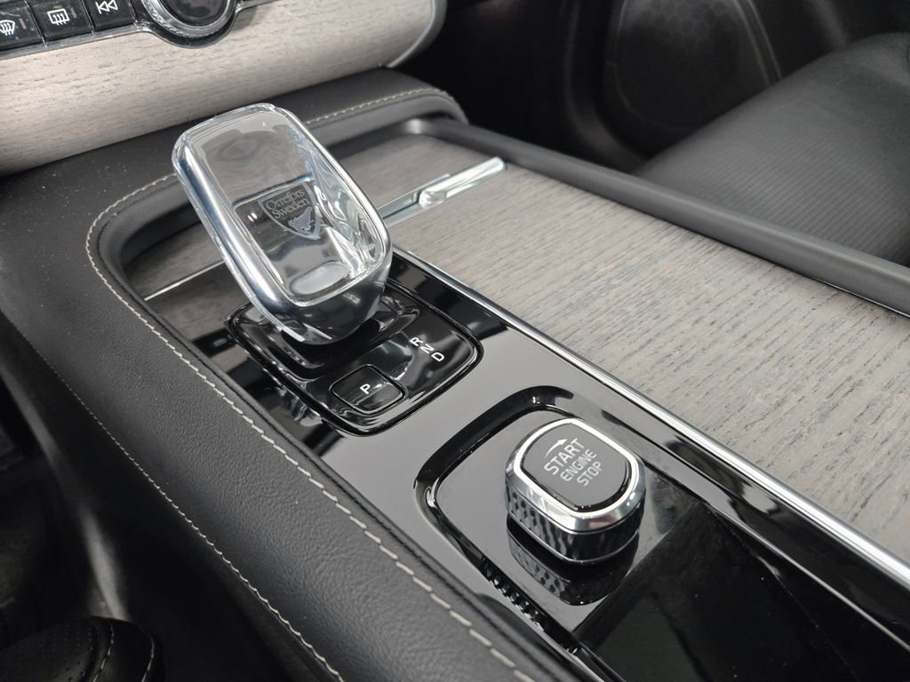 Used 2022 Volvo XC90 T8 Inscription image 22