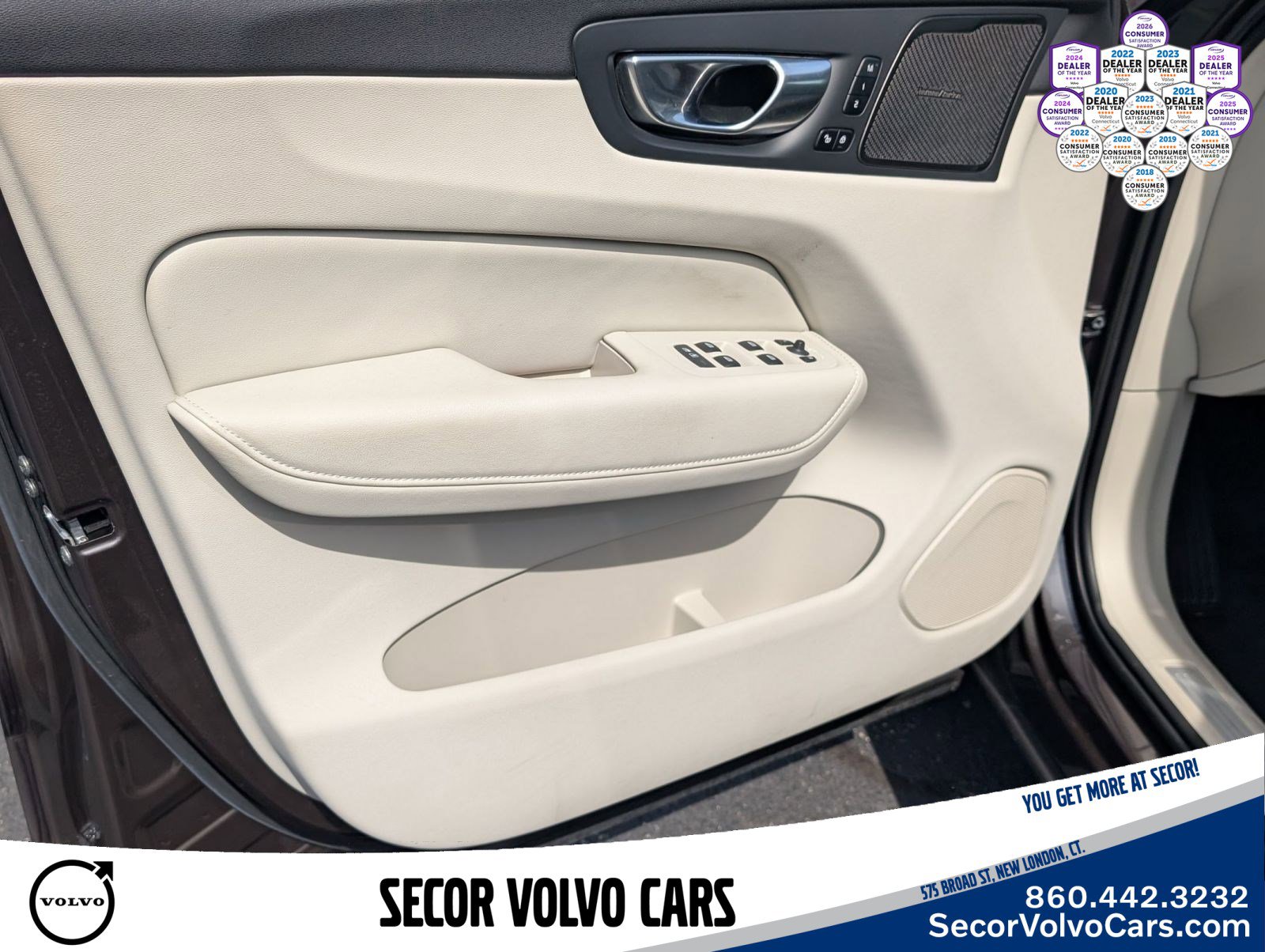 Certified 2023 Volvo XC60 B5 Plus w/ Climate Package AWD/4WD image 20