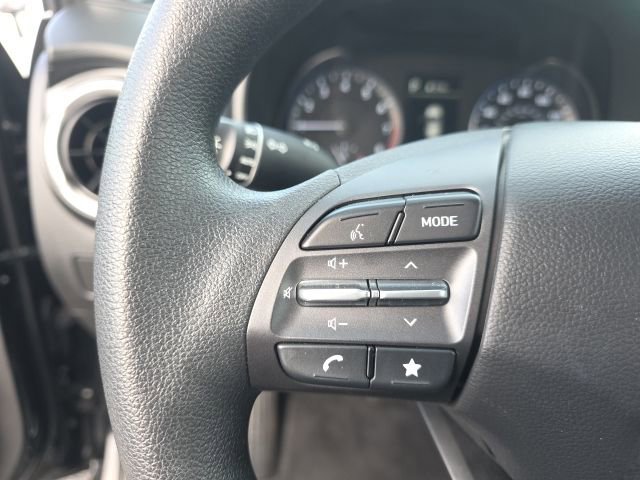 Used 2023 Hyundai Kona SEL image 16