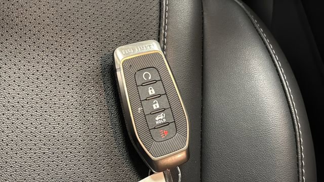 Used 2025 INFINITI QX60 Luxe AWD/4WD image 36