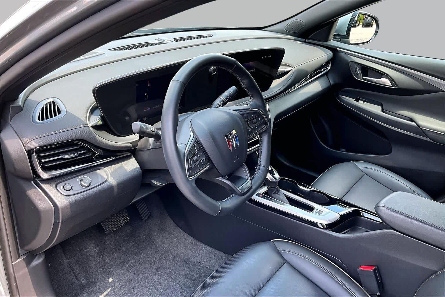 Used 2025 Buick Envista Avenir FWD image 17