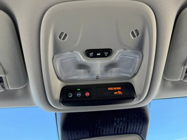 New 2027 Chevrolet Bolt LT w/ Comfort Package FWD image 14