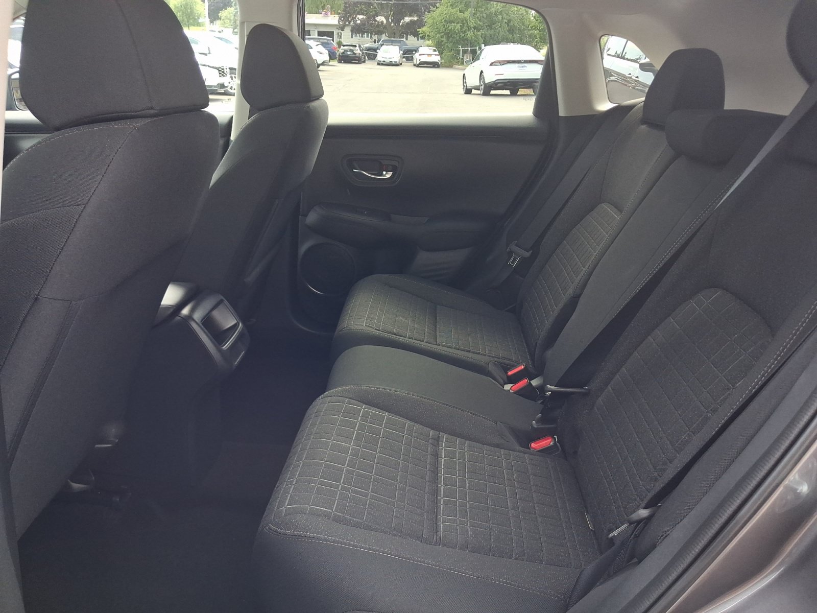 Used 2027 Honda HR-V LX image 18