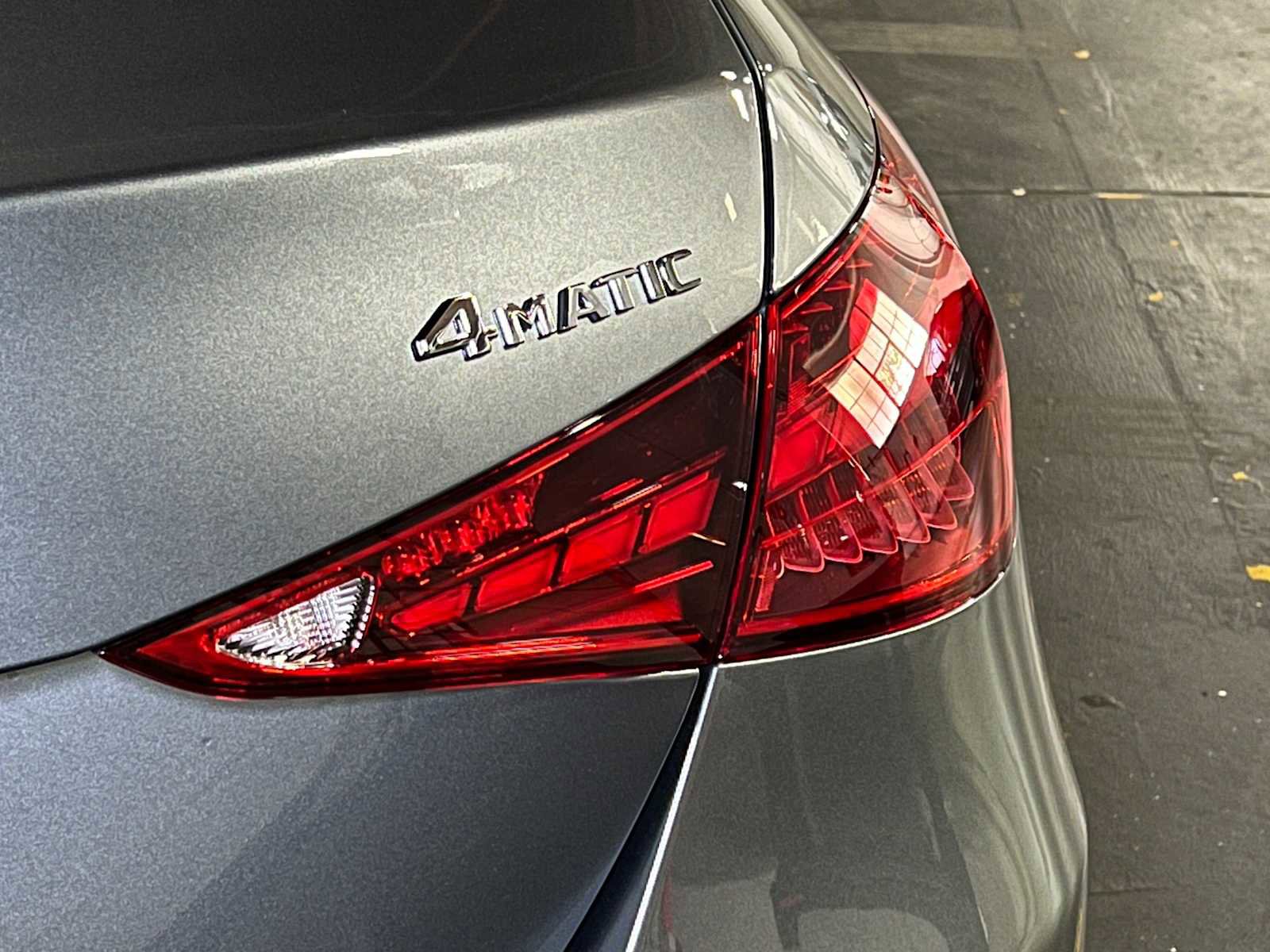 Used 2025 Mercedes-Benz C 300 4MATIC Sedan image 14