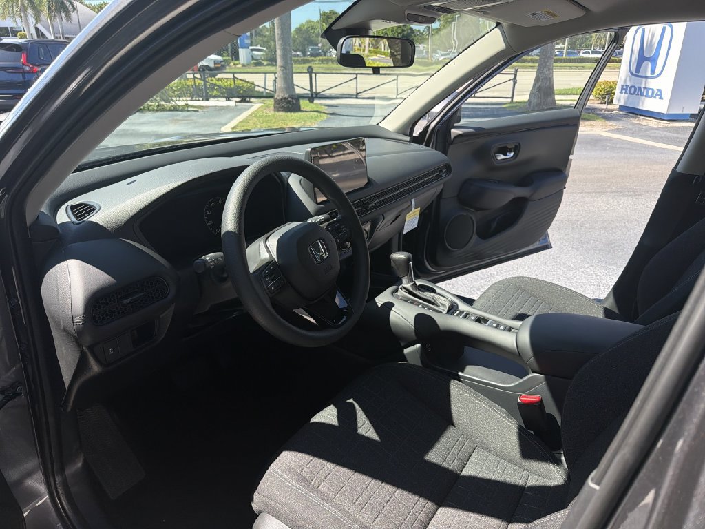New 2027 Honda HR-V LX image 19