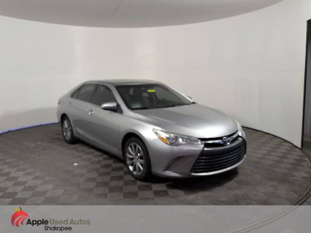 Used 2016 Toyota Camry XLE w/ Moonroof Package image 1