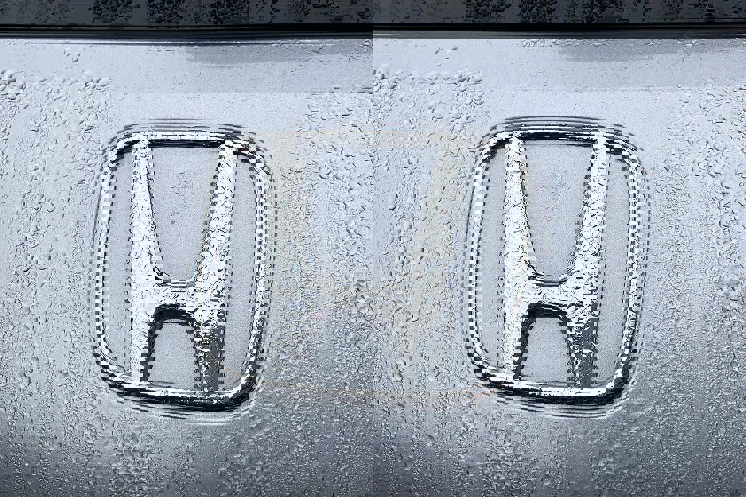 Used 2025 Honda HR-V LX image 30