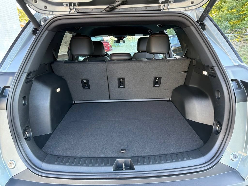 New 2027 Chevrolet Equinox RS w/ Convenience Package III AWD/4WD image 18