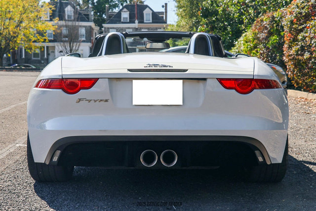 Used 2017 Jaguar F-TYPE Convertible image 7