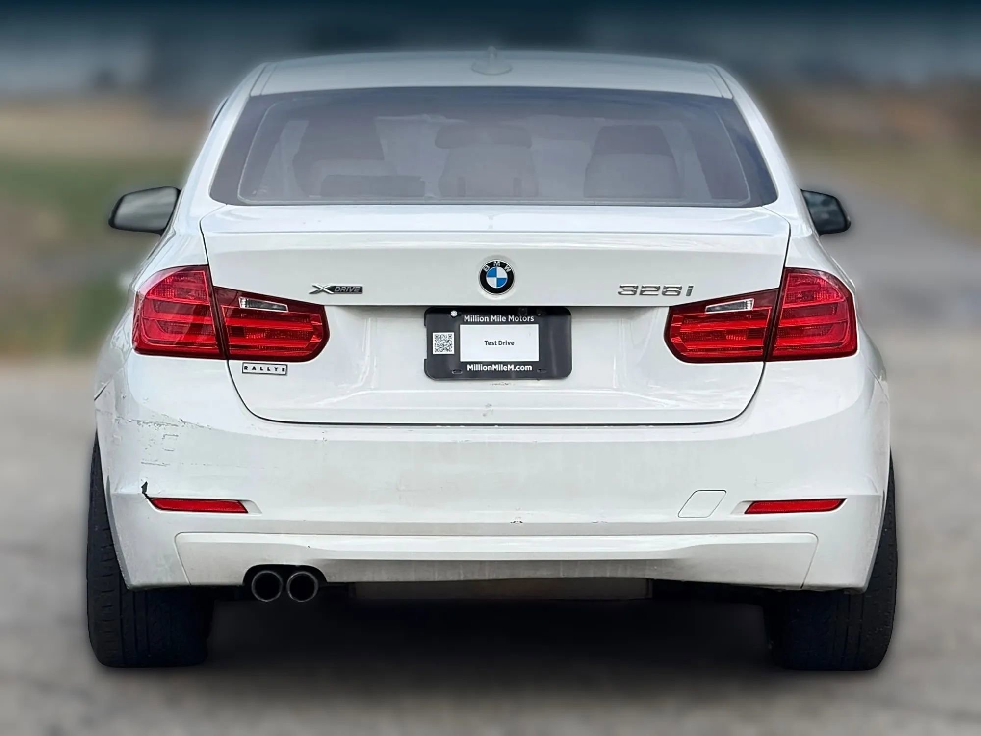 Used 2014 BMW 328i xDrive Sedan image 4